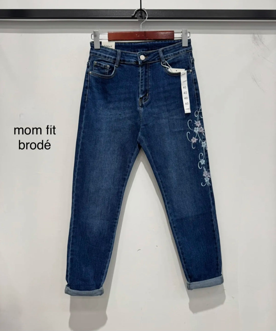 Jeans Mom broderie