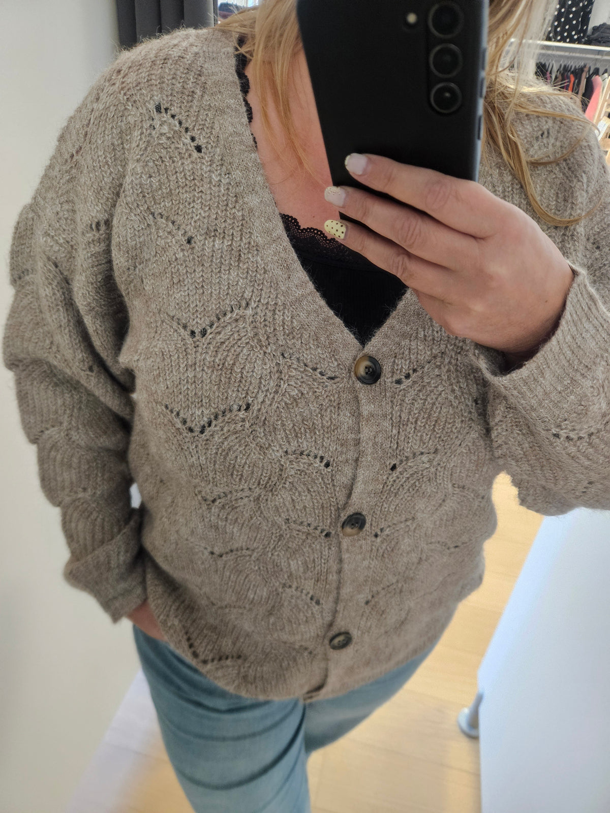 Gilet boutonné taupe