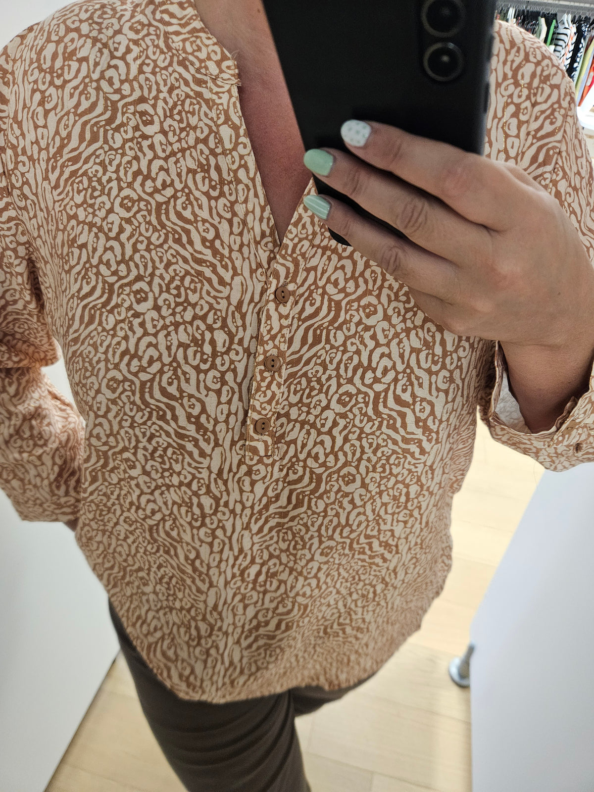 Blouse à motif beige