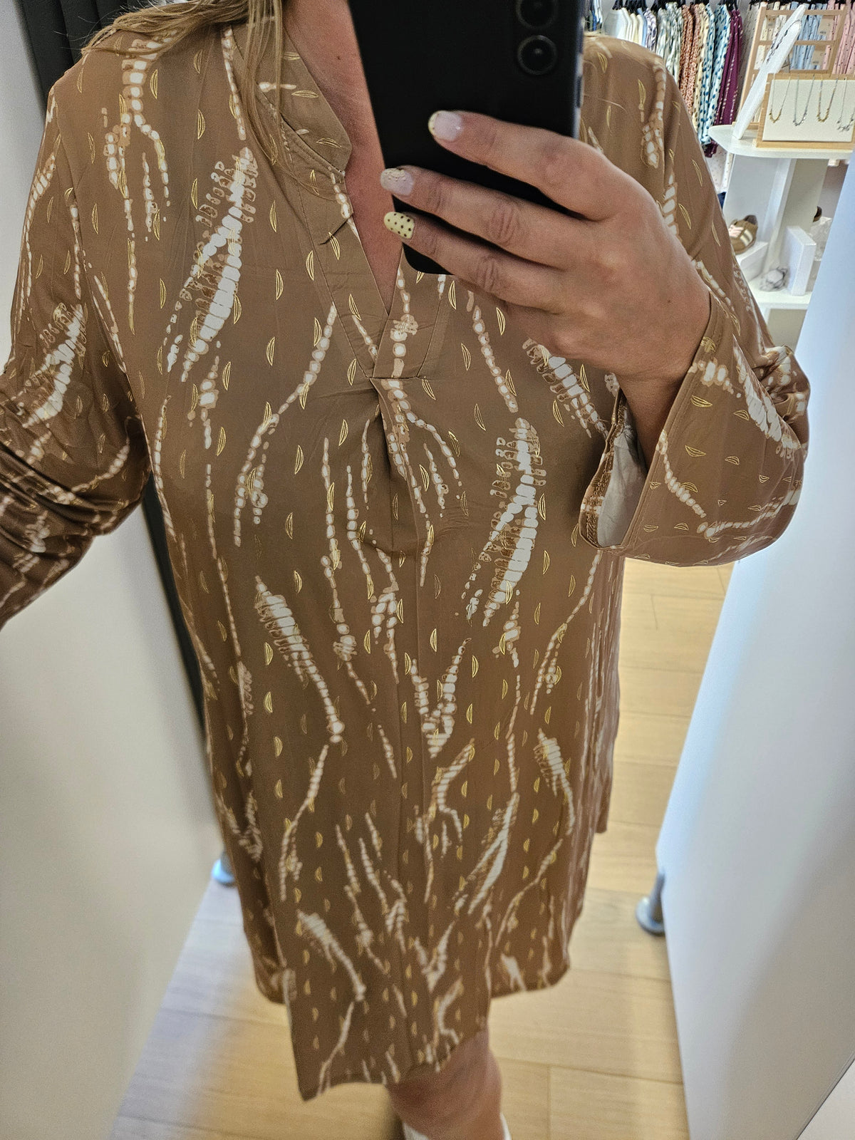 Robe à motif camel et doré