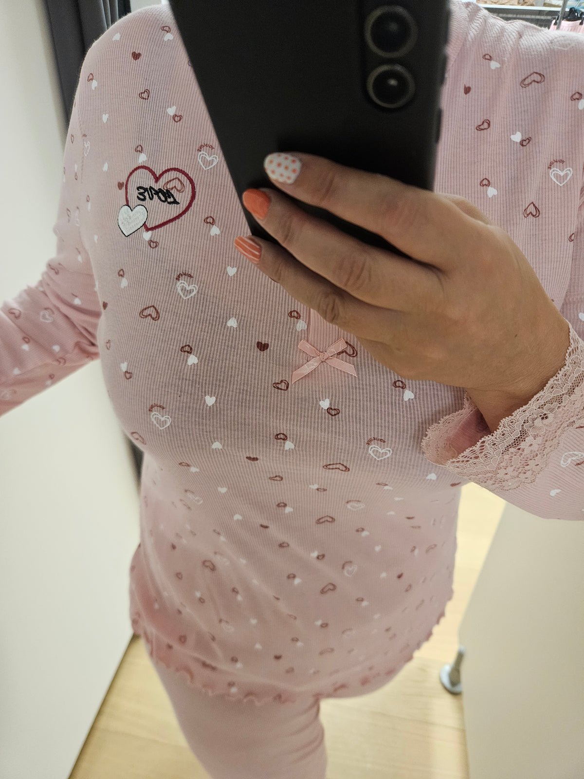 Pyjama rose à motif coeur