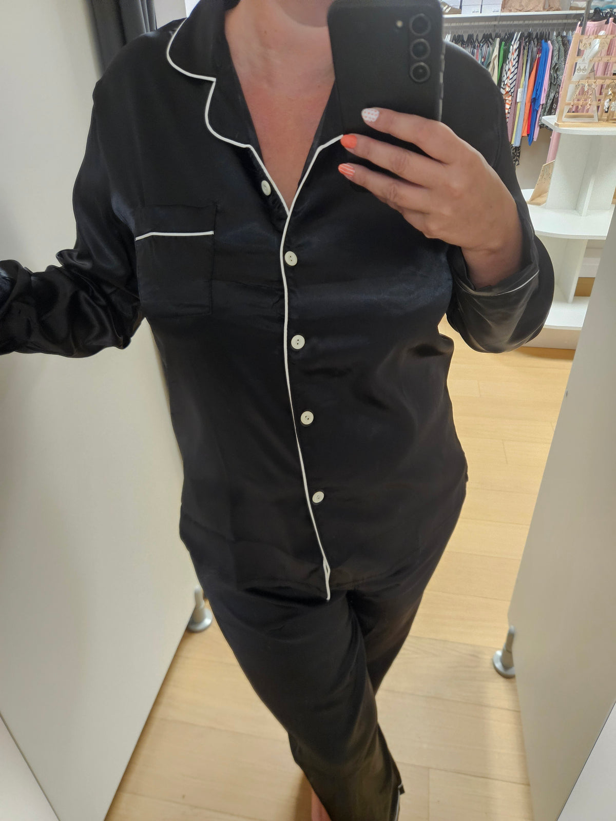 Pyjama satiné noir