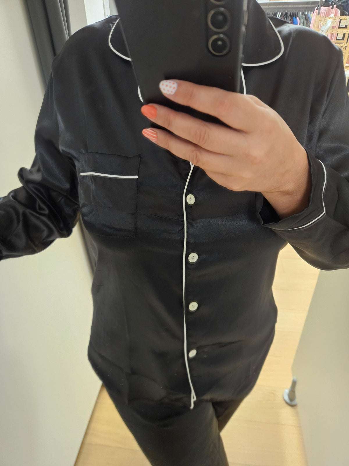 Pyjama satiné noir