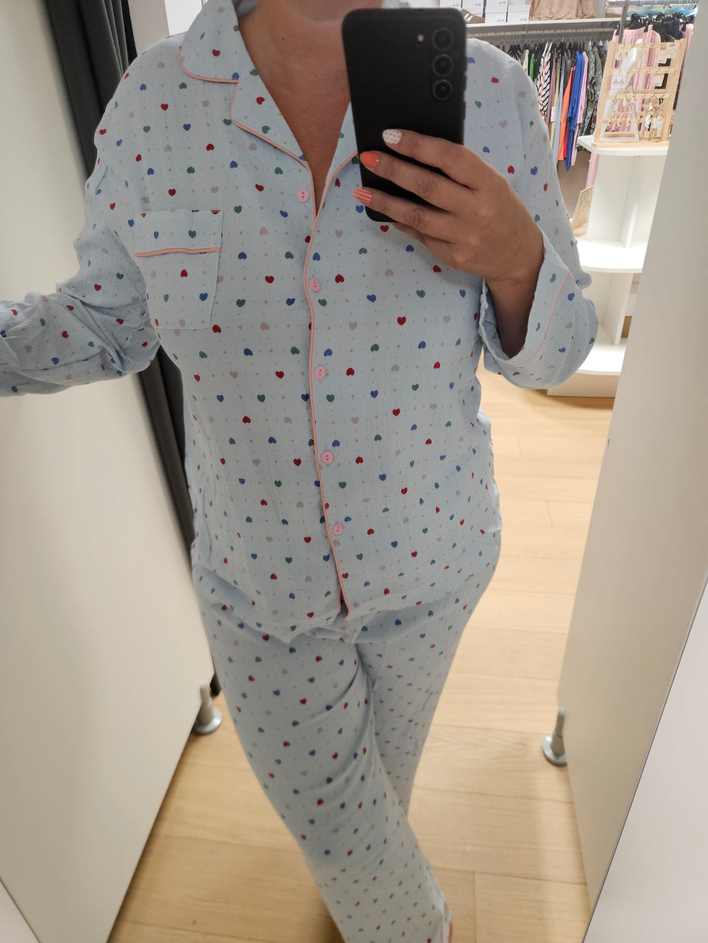Pyjama bleu à motif coeur